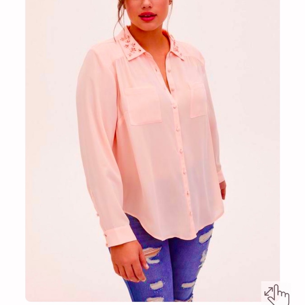 Torrid Madison Light Pink Georgette Rhinestone Collar‎ Button Front Blouse 2X